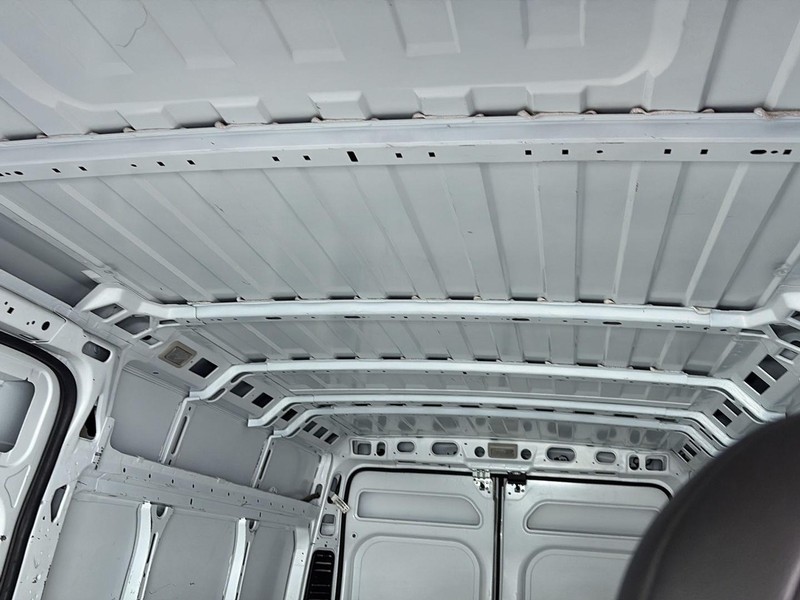 Ram ProMaster Cargo Van Vehicle Full-screen Gallery Image 24
