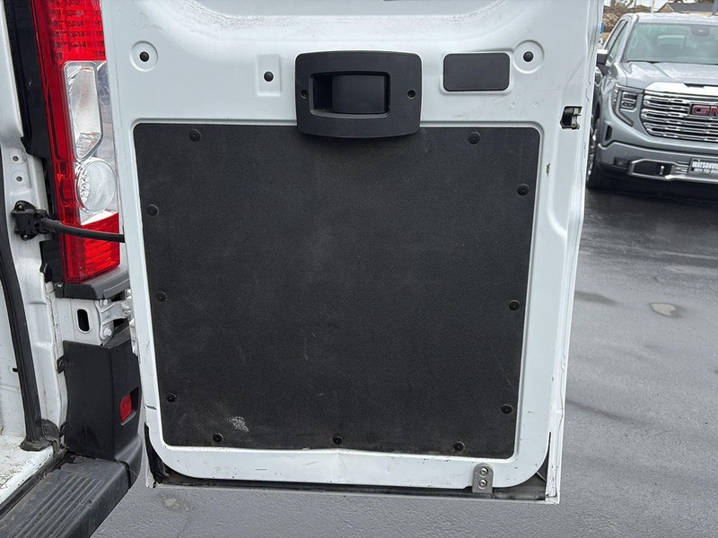 Ram ProMaster Cargo Van Vehicle Full-screen Gallery Image 26