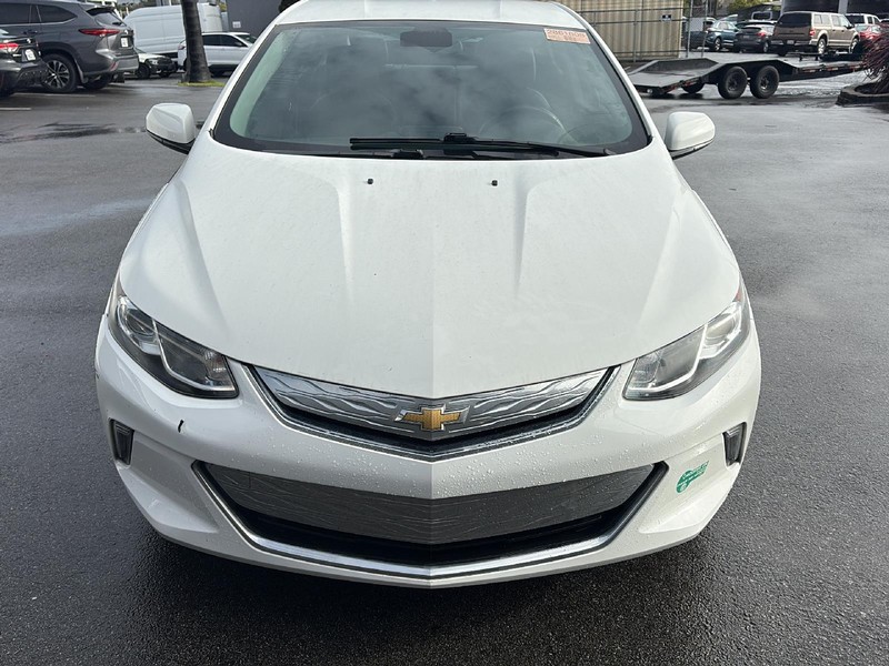 Chevrolet Volt Vehicle Full-screen Gallery Image 08