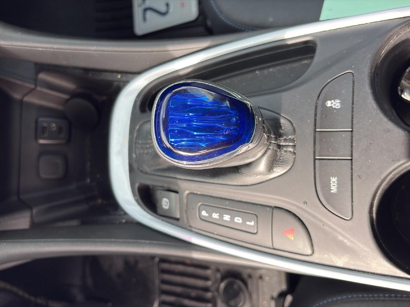 Chevrolet Volt Vehicle Full-screen Gallery Image 17