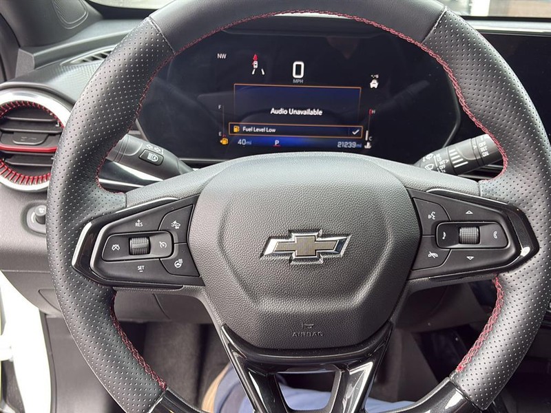 Chevrolet Trax Vehicle Full-screen Gallery Image 14