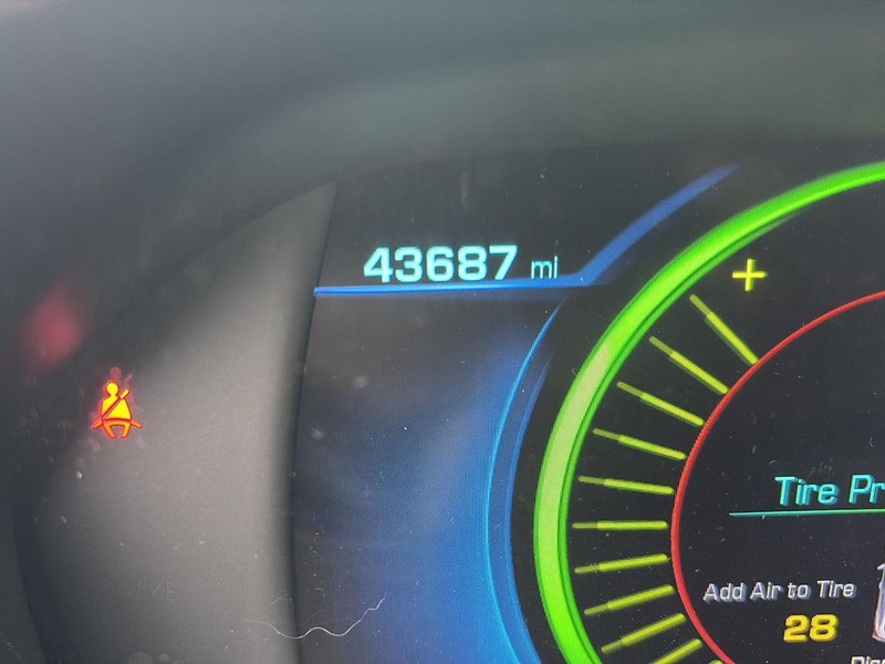 Chevrolet Volt Vehicle Full-screen Gallery Image 22