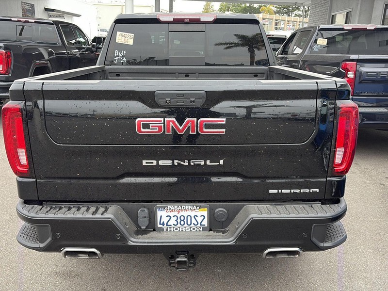 GMC Sierra 1500 Vehicle Full-screen Gallery Image 05