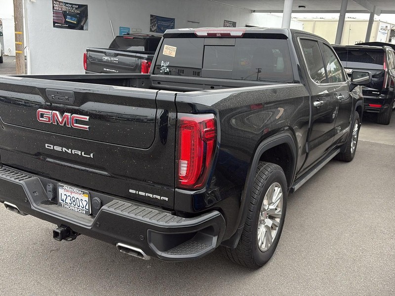 GMC Sierra 1500 Vehicle Full-screen Gallery Image 07