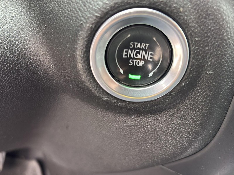 GMC Sierra 1500 Vehicle Full-screen Gallery Image 19