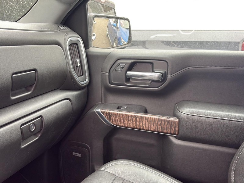 GMC Sierra 1500 Vehicle Full-screen Gallery Image 23