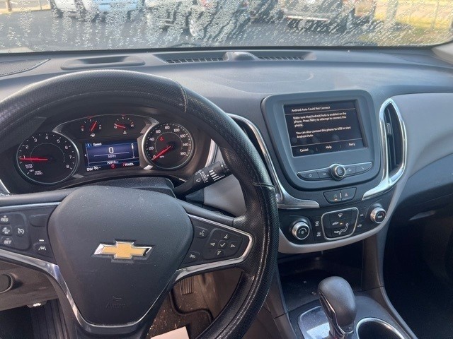Chevrolet Equinox Vehicle Full-screen Gallery Image 6