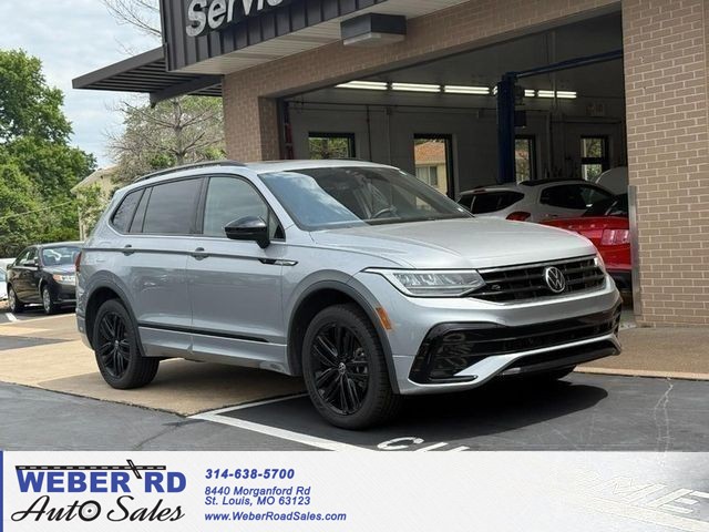 Volkswagen Tiguan SE R-Line Black - St. Louis MO