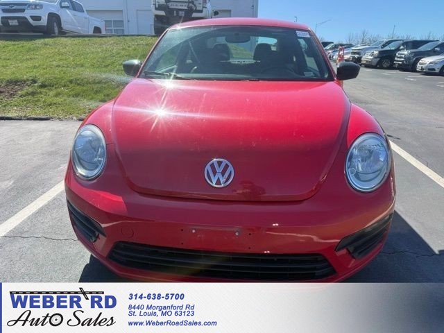 Volkswagen Beetle S - St. Louis MO