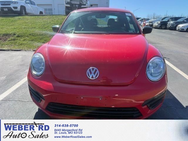 Volkswagen Beetle S - St. Louis MO