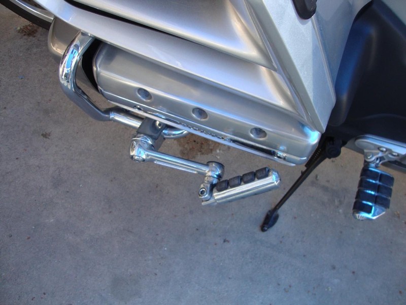 Honda GOLDWING Vehicle Full-screen Gallery Image 15