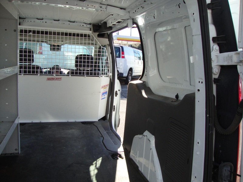 Ford Transit Connect Van Vehicle Full-screen Gallery Image 13