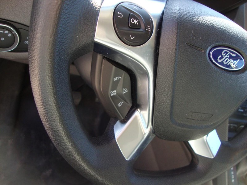 Ford Transit Connect Van Vehicle Full-screen Gallery Image 15
