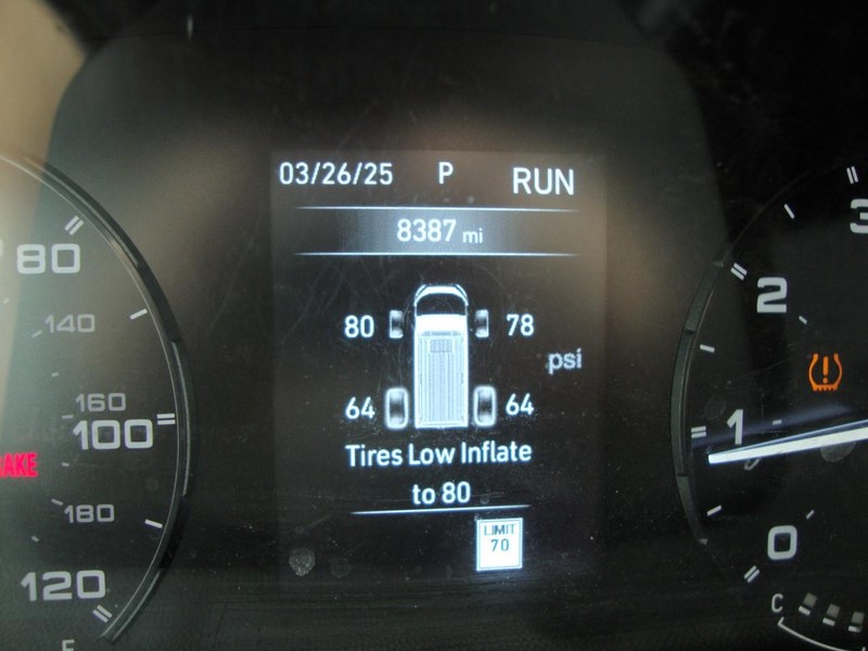 Ram ProMaster Cargo Van Vehicle Full-screen Gallery Image 08
