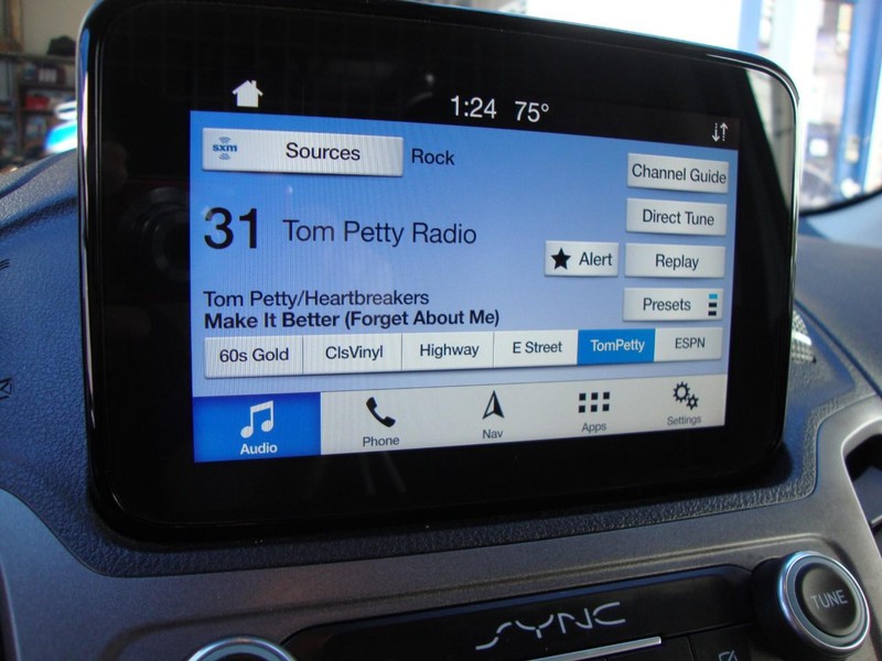 Ford Transit Connect Van Vehicle Full-screen Gallery Image 15