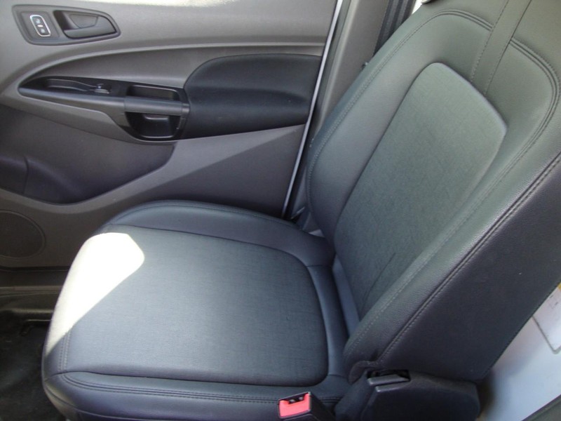 Ford Transit Connect Van Vehicle Full-screen Gallery Image 06