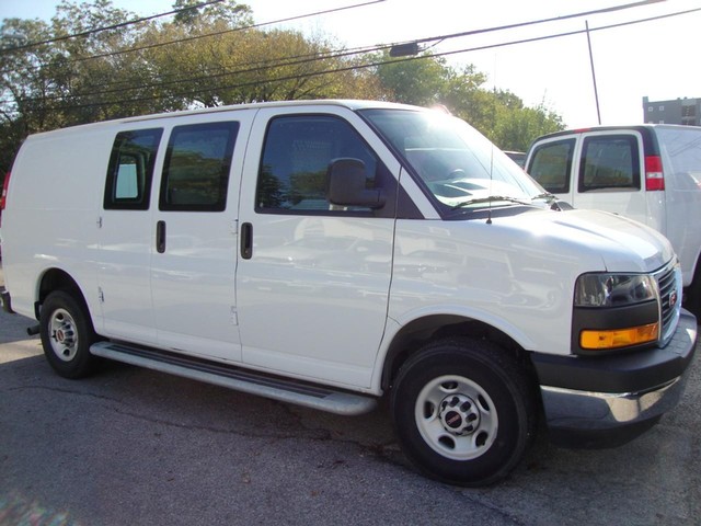 GMC Savana Cargo Van RWD 2500 135" - Austin TX
