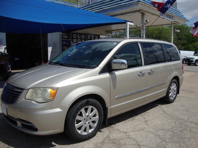 Chrysler Town & Country Touring - Austin TX