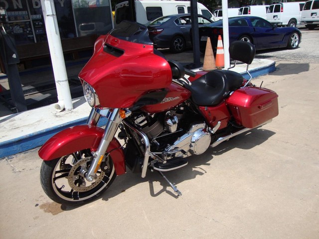 Harley-Davidson STREET GLIDE - Austin TX