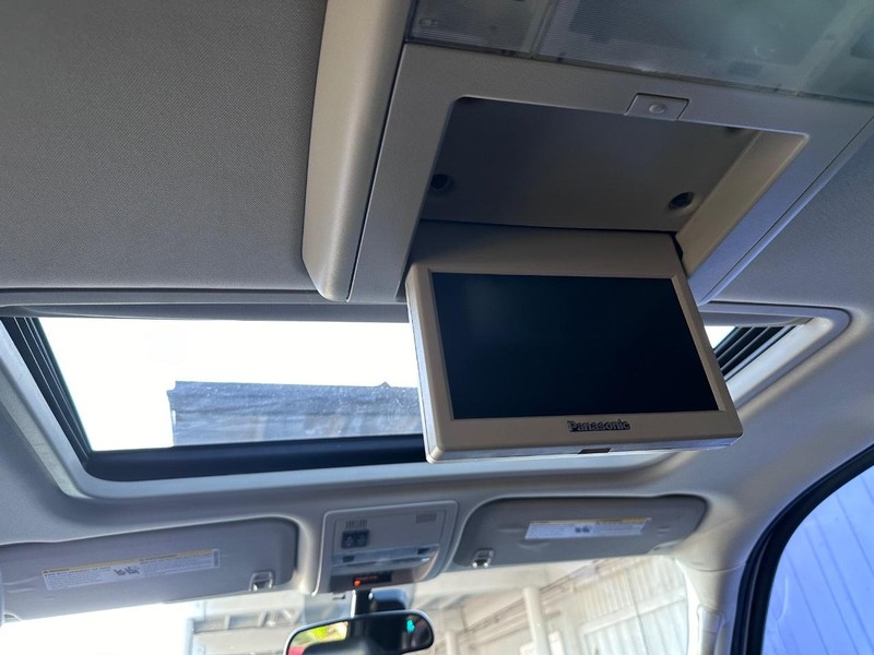 Cadillac Escalade EXT Vehicle Full-screen Gallery Image 20