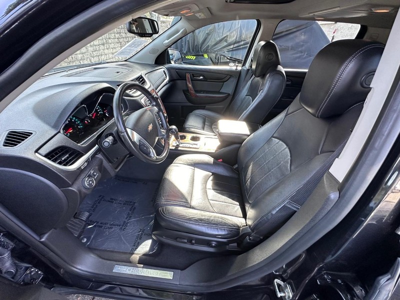 Chevrolet Traverse Vehicle Full-screen Gallery Image 10