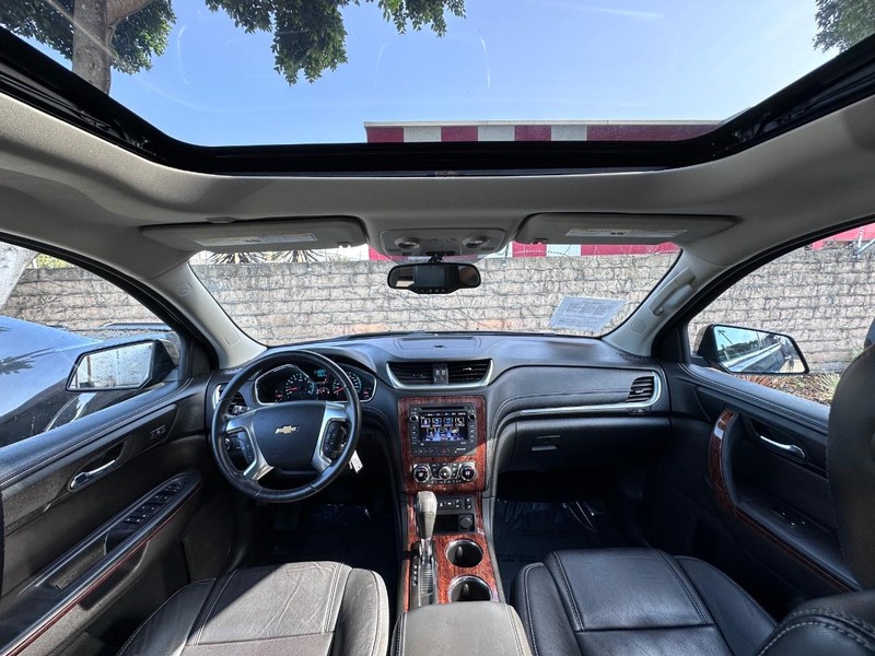 Chevrolet Traverse Vehicle Full-screen Gallery Image 18