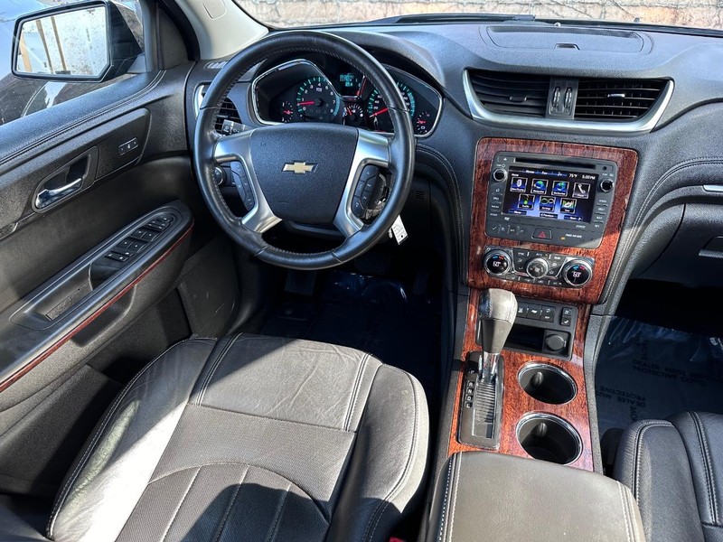 Chevrolet Traverse Vehicle Full-screen Gallery Image 20