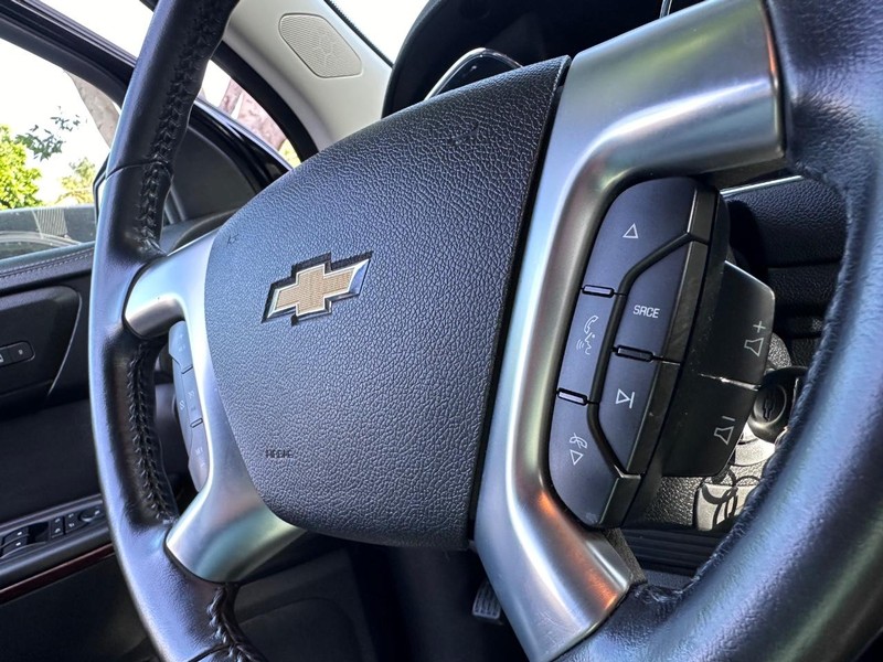 Chevrolet Traverse Vehicle Full-screen Gallery Image 29