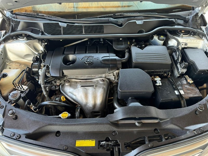 Toyota Venza Vehicle Full-screen Gallery Image 26