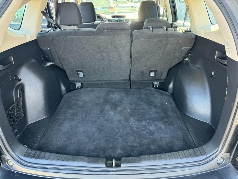 Honda CR-V Vehicle Full-screen Gallery Image 12