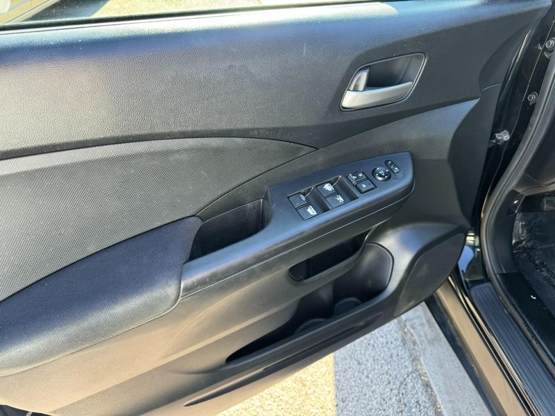 Honda CR-V Vehicle Full-screen Gallery Image 13