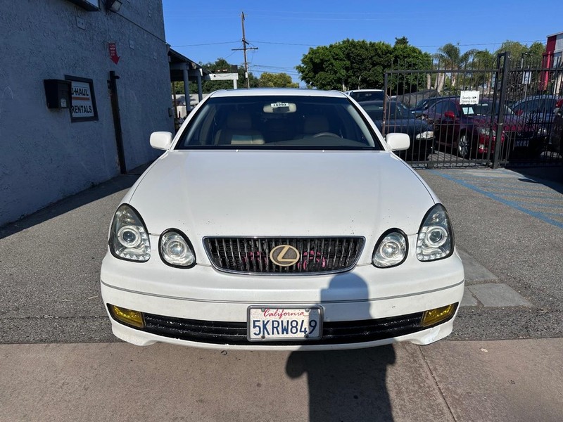 Lexus GS 300 Vehicle Full-screen Gallery Image 7