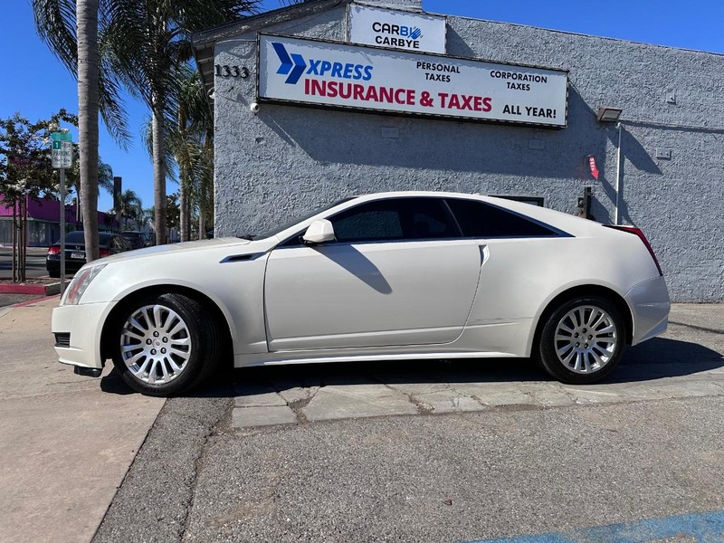 Cadillac CTS Coupe Vehicle Full-screen Gallery Image 2