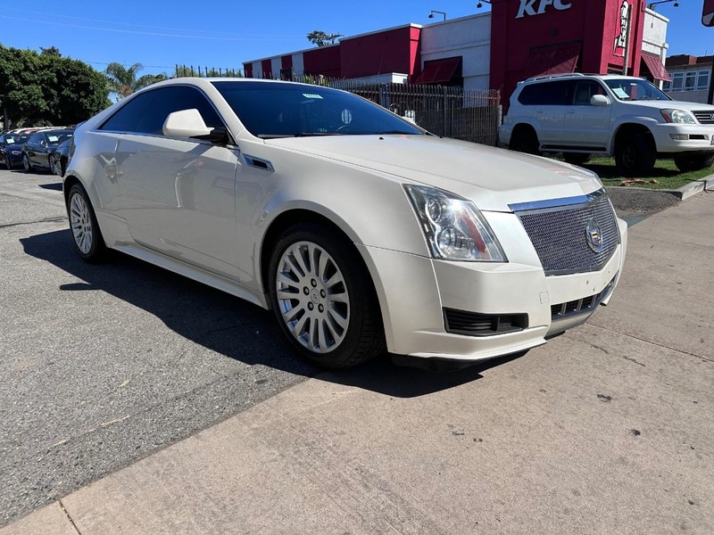 Cadillac CTS Coupe Vehicle Full-screen Gallery Image 7