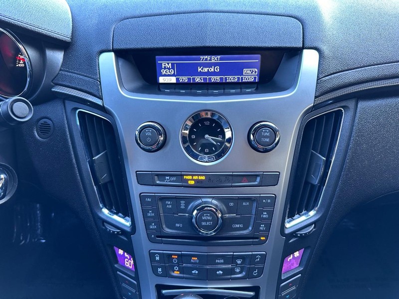 Cadillac CTS Coupe Vehicle Full-screen Gallery Image 20