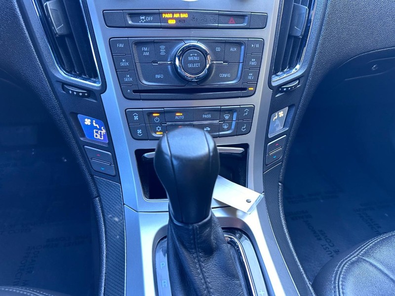 Cadillac CTS Coupe Vehicle Full-screen Gallery Image 21