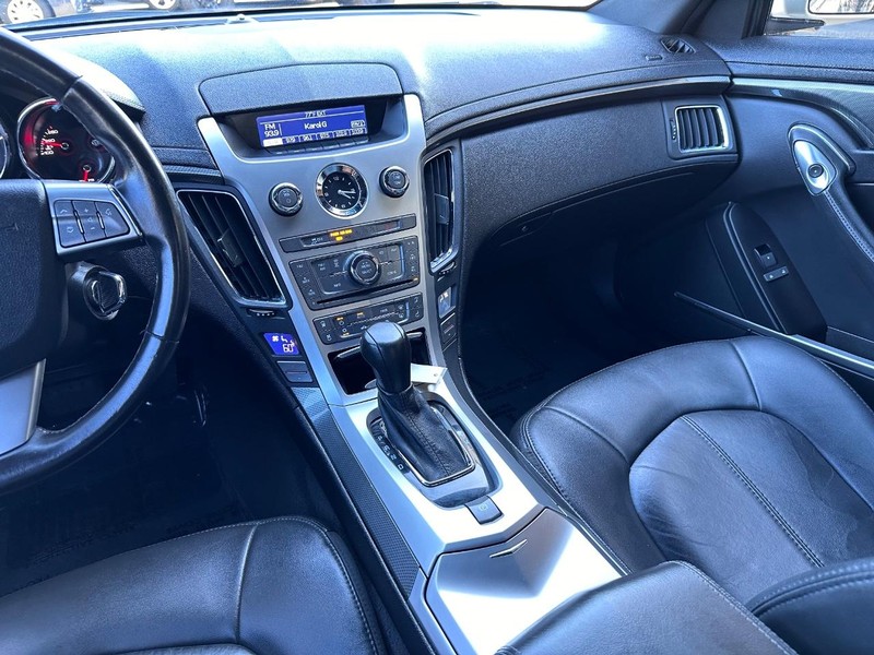 Cadillac CTS Coupe Vehicle Full-screen Gallery Image 22