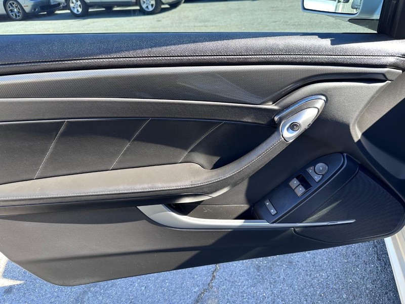Cadillac CTS Coupe Vehicle Full-screen Gallery Image 23