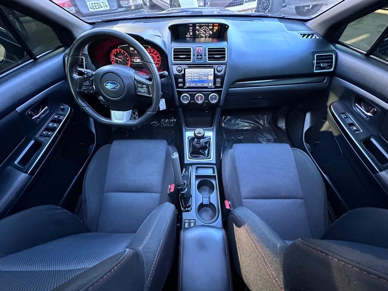 Subaru WRX Vehicle Full-screen Gallery Image 16