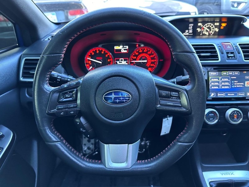 Subaru WRX Vehicle Full-screen Gallery Image 20