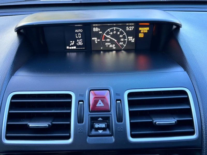 Subaru WRX Vehicle Full-screen Gallery Image 21