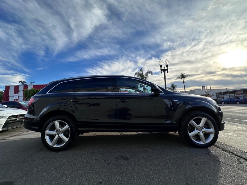Audi Q7 Vehicle Full-screen Gallery Image 6