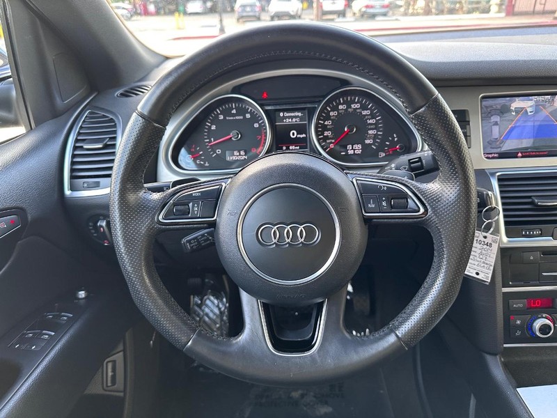 Audi Q7 Vehicle Full-screen Gallery Image 28