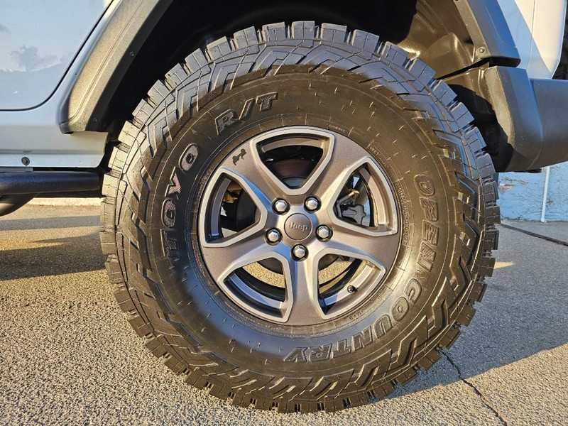 Jeep Wrangler Unlimited Vehicle Full-screen Gallery Image 36