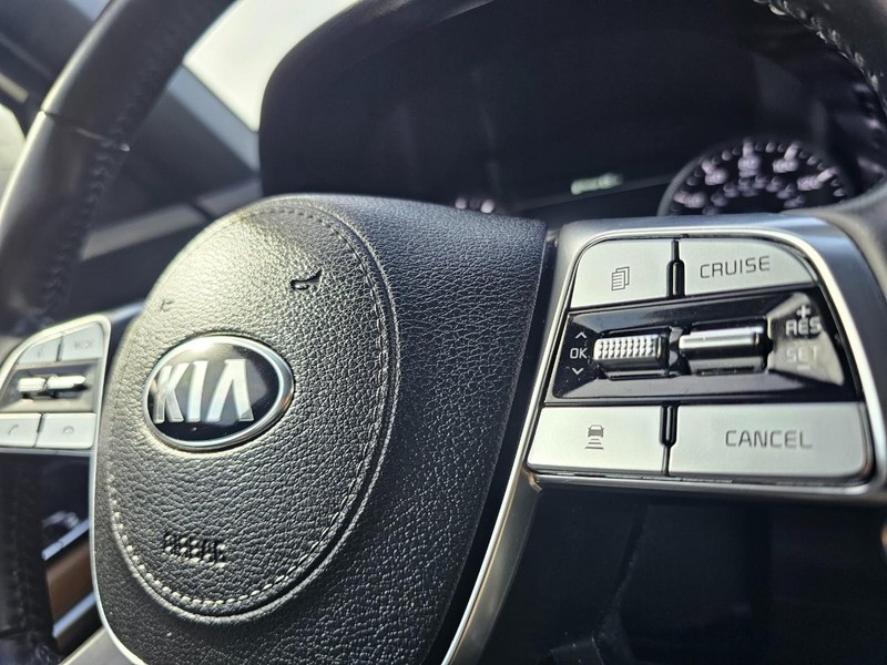 Kia Telluride Vehicle Full-screen Gallery Image 18