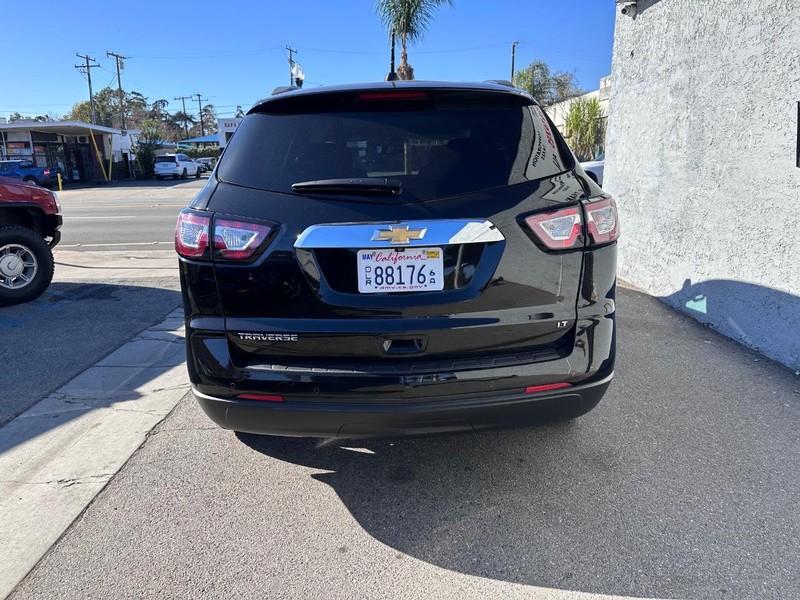 Chevrolet Traverse Vehicle Full-screen Gallery Image 4