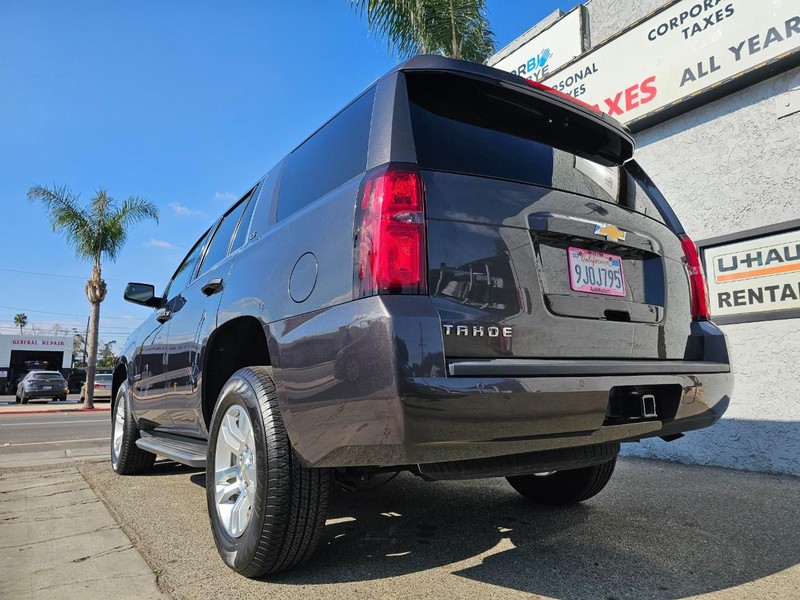 Chevrolet Tahoe Vehicle Full-screen Gallery Image 3