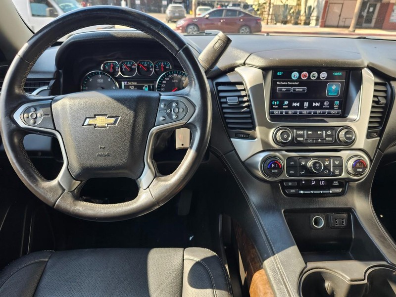Chevrolet Tahoe Vehicle Full-screen Gallery Image 23