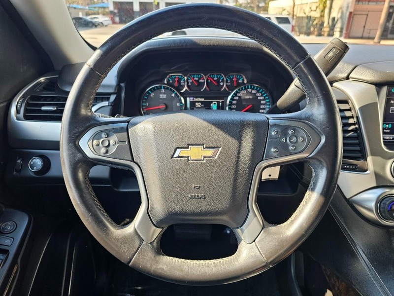 Chevrolet Tahoe Vehicle Full-screen Gallery Image 24