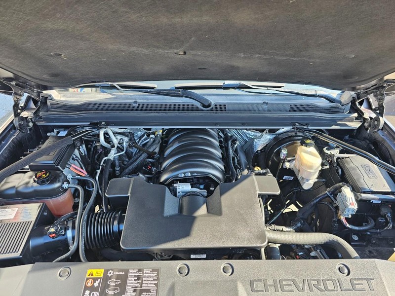 Chevrolet Tahoe Vehicle Full-screen Gallery Image 34